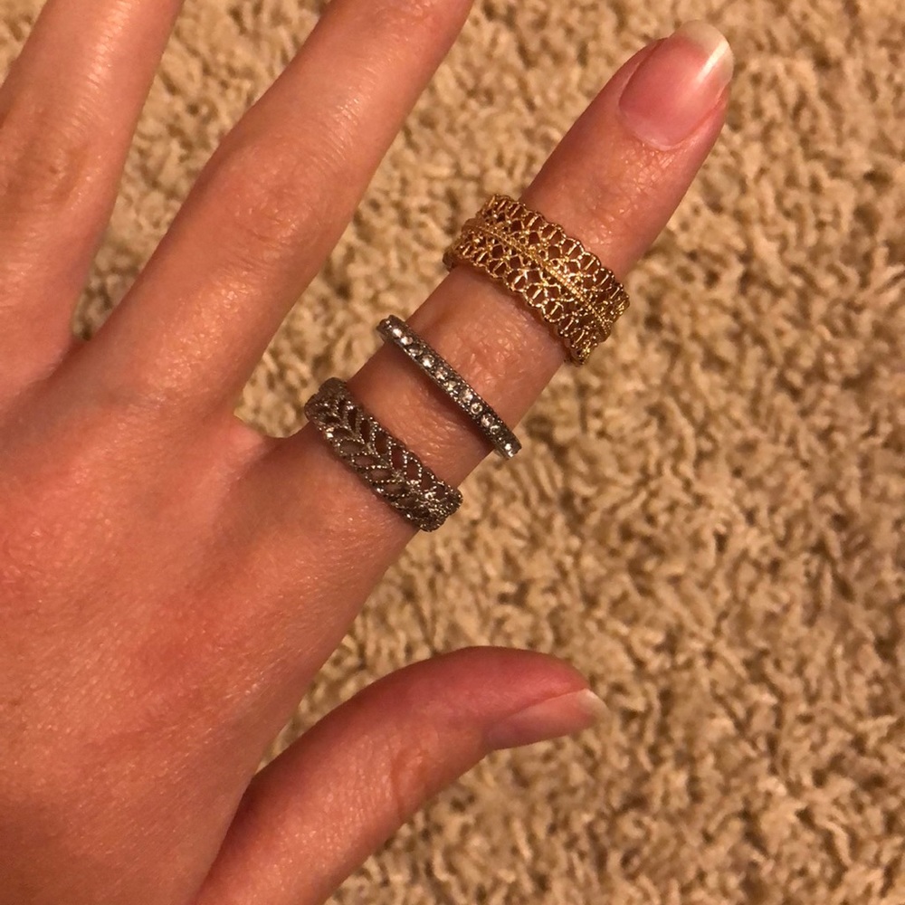 3 stackable rings